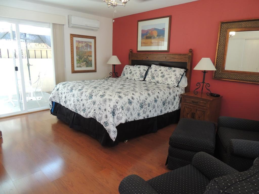 Casa Larrea Inn Palm Desert Ngoại thất bức ảnh